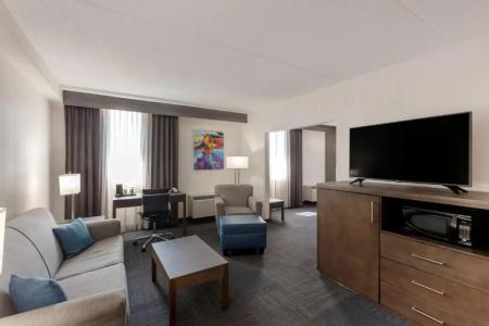Best Western Plus Toronto Airport - 53