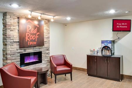 Red Roof Inn Indianapolis East - 1