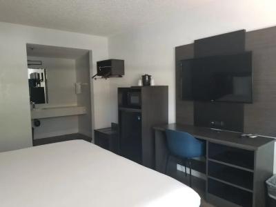 Studio 6, CA Natomas - 6