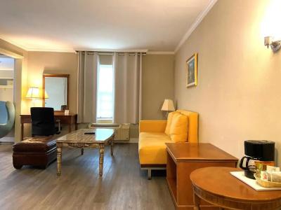 Ramada by Wyndham Los Angeles/Wilshire Center - 20