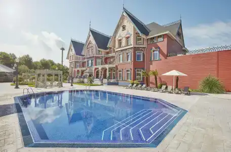 PortAventura Lucy's Mansion - Includes PortAventura Park Tickets - 10