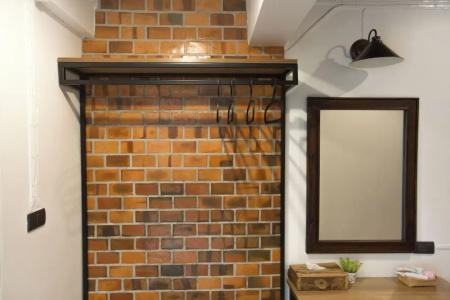 Old City Wall Inn - 235