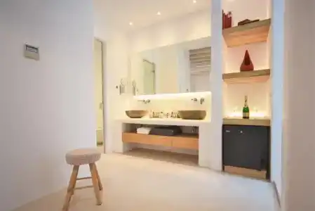 Myconian Crown Suites - 42