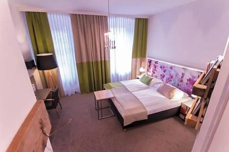 BoutiqueStadthalle - 84