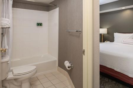 SpringHill Suites Portland Airport - 22