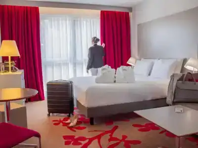 Mercure Tours Nord - 89
