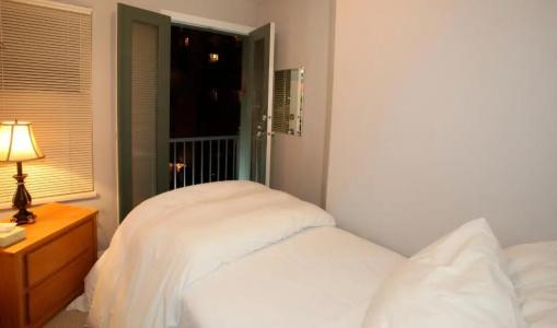 Times Square Suites - 61