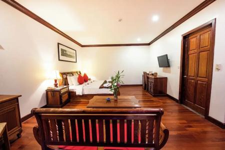Royal Crown & Spa - 106