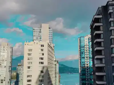Divya Sutra Suites on Robson Downtown - 86