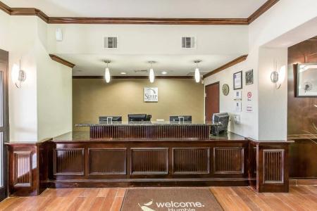 Sleep Inn & Suites Bush Intercontinental - IAH East - 20