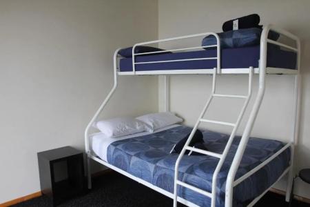 On Top Backpackers - 5
