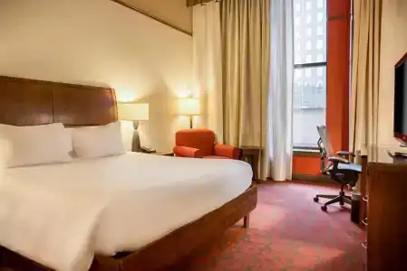 Hilton Garden Inn Downtown - 40