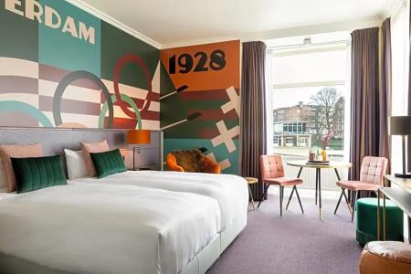 Apollo Amsterdam, a Tribute Portfolio - 55