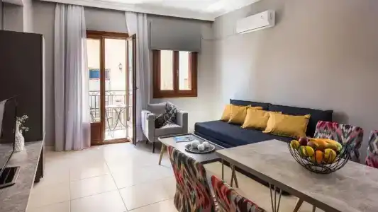 Minaret Suites and - 117