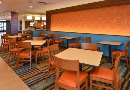 Fairfield Inn & Suites by Marriott - 27