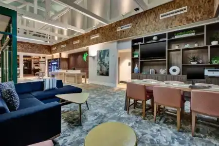 Holiday Inn Va Beach-Oceanside 21St Street, An Ihg - 1