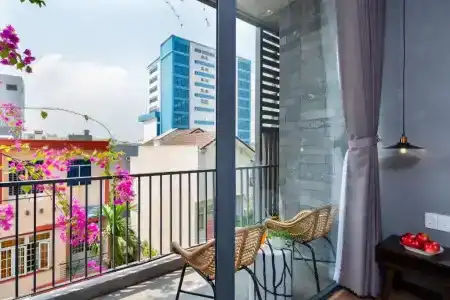 Alyssa Da Nang - 46