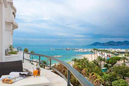 Hôtel Barrière Le Majestic Cannes - 54