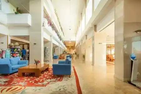 Crown Resorts Horizon - 12
