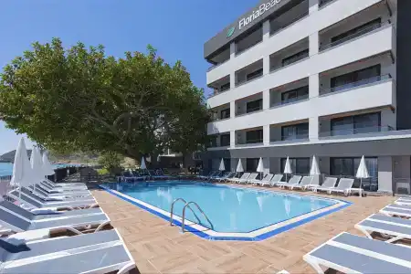 Floria Beach - 15