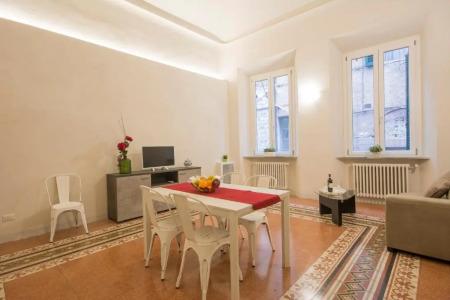 Regis Condo - 116