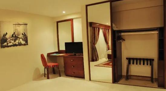 Al Liwan Suites - 57