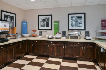 Hampton Inn & Suites Denver-Speer Boulevard - 22