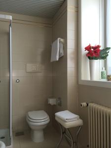 Starhotels Cristallo Palace - 10