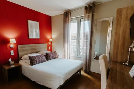 Hôtel Le Petit Castel - 64