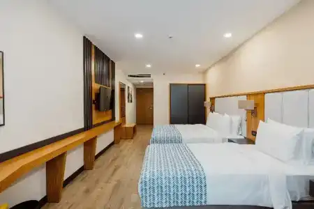 Best Western Plus - 53