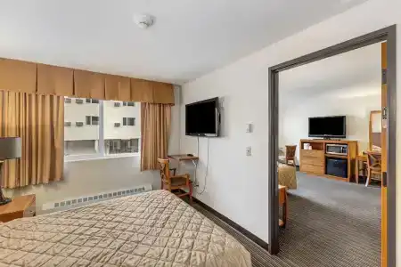 Breeze Inn - 122