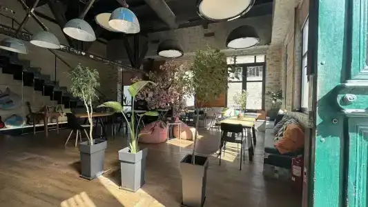 Iconic Athens Hostel - 20