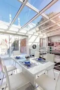 Central Park Residence - 18