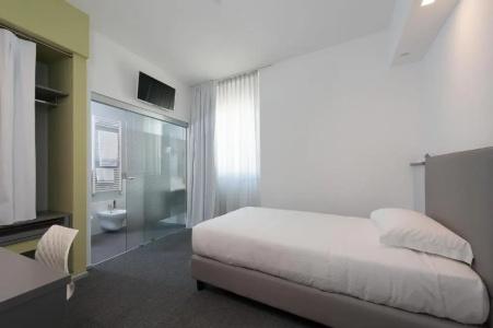 Executive Inn Boutique - 25