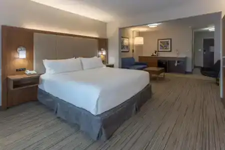 Holiday Inn Express & Suites Nw - Park Place, An Ihg - 66