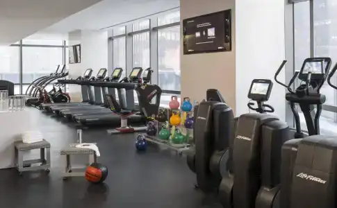 Courtyard by Marriott New York Manhattan/Central Park - 18