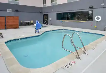 Fairfield Inn & Suites by Marriott - 16
