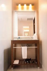 Four Points by Sheraton Queretaro Norte - 58