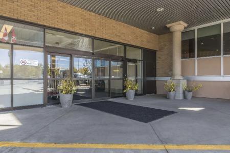 DoubleTree by Hilton North - 24