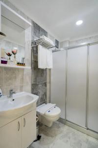 Atam Suites - 123