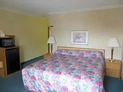 Homestyle Inn and Suites - 30