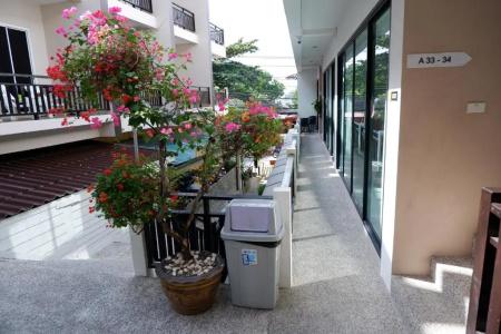 Kata Beachwalk and Bungalows - 28
