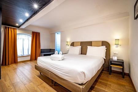 Martelli 6 Suite & - 170