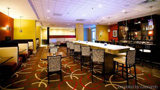 Doubletree by Hilton Hamilton Place - 29