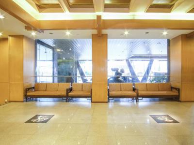 Royal (SG Clean, Staycation Approved) - 1