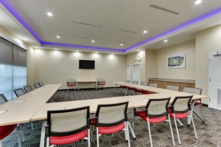 TownePlace Suites by Marriott Houston Northwest Beltway 8 - 11