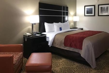 Comfort Inn - 4