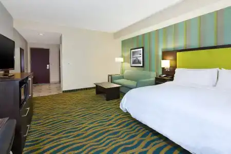 Holiday Inn Express & Suites - Oak Island Area, an IHG - 41