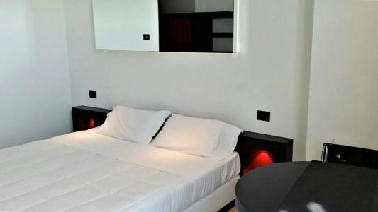 Blue Shades ApartHotel - 324