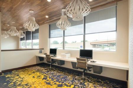 SpringHill Suites by Marriott Fossil Creek - 32